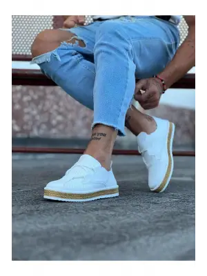 Etkileyici Beyaz Erkek Ayakkabı