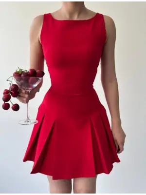 Omarı Çiçek Desenli Mini Elbise