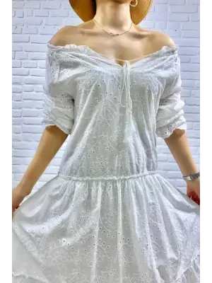 Beyaz Dantelli New Elbise