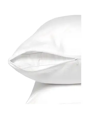 Omarı Fermuarlı Beyaz Yastık Kılıfı