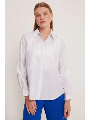 Beyaz Gümüş Varak Desenli Gömlek 20253