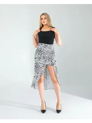 Omarı Beyaz Leopar Desenli Saten Etek