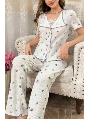 Beyaz Mor Lale Desenli Pijama Takımı Kadın Giyim