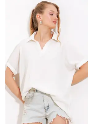 Beyaz Oversize Polo Yaka Örme Bluz 0486