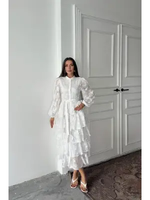 Beyaz Valonlu Şeritli Kat Kat Elbise