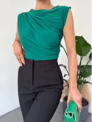 Omarı Sıfır Kol Zümrüt Bluz