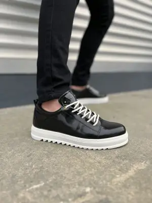 Omarı Şık Bağcıklı Rugan Erkek Spor Ayakkabı - Siyah