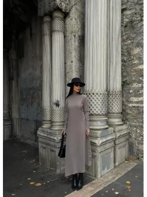 Boğazlı kalın bürümcük uzun elbise vizon