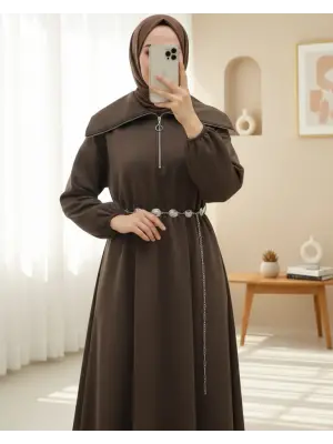 Boğazlı Yarım Fermuarlı Beli Büzgülü Kemerli Scuba Elbise -Kahve