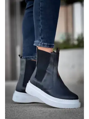 Omarı Yüksek Taban Siyah Lastikli Erkek Bot