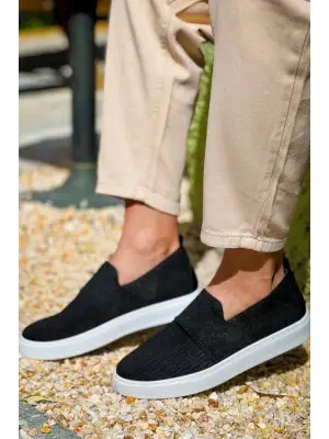 Omarı Siyah Yüksek Taban Bağcıksız Erkek Ayakkabı