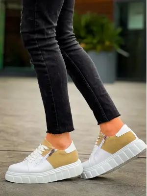 Omarı Yüksek Taban Detaylı Beyaz Günlük Spor Ayakkabı