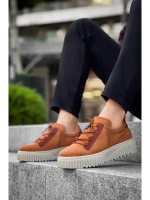 Omarı Modern ve Şık Tasarımıyla Yüksek Tabanlı Süet Erkek Ayakkabı