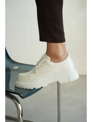 Dikkat Çekici Beyaz Günlük Erkek Ayakkabı