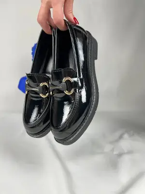 BR-801 Benorra Kömür Rugan Günlük Kadın Babet