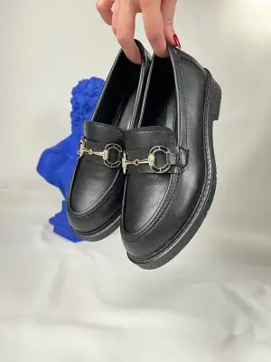 BR-806 Benorra Kömür Cilt Günlük Kadın Babet