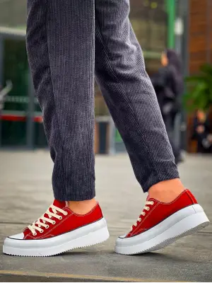 Trend Beyaz Yüksek Taban Spor Ayakkabı