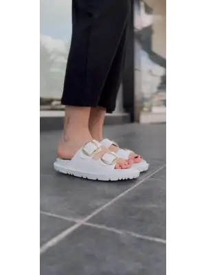 Omarı Rahat ve Şık Beyaz Günlük Kadın Terlik