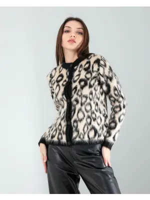 Çarpıcı Leopar Desen Triko Hırka