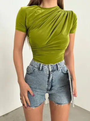 Omarı Modern ve Rahat Sandy Bluz - Yağ Yeşili