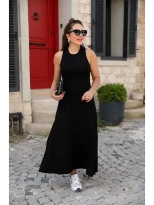 Omarı Arkadan Çapraz Detaylı Viskon Maksi Elbise