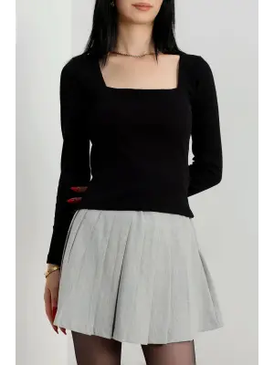 Çerçeve yaka kaşkorse bluz siyah