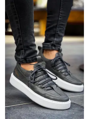 Omarı Sporcu Ruhunu Yansıtan Antrasit Renkli Ayakkabı