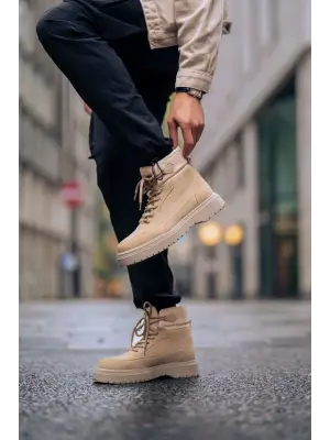 Omarı Dayanıklı ve Şık Erkek Bot - Doğa Yürüyüşleri İçin İdeal