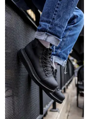 Omarı Siyah Renkli Roma Erkek Bot