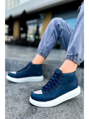 Etkileyici Erkek Bot