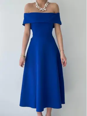 Omarı Çiçek Desenli Midi Elbise