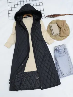 Çıkma Kapşonlu Kapitone Uzun Yelek -Siyah