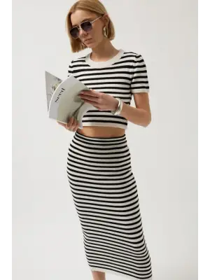 Çizgili Midi Dokulu Etek