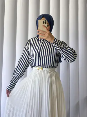 Omarı Çizgili Oversize Düğmeli Gömlek