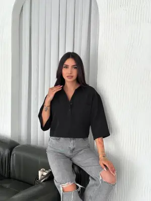 Omarı Siyah Crop Yakalı Üç Çeyrek Sleeve Gömlek
