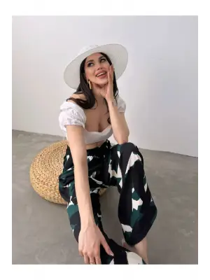 Omarı Desenli Beli Lastikli Bürümcük Pantolon renk seçenekleriyle