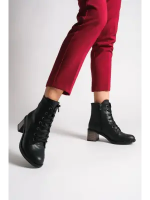 Rahat Tabanlı Bayan Bot