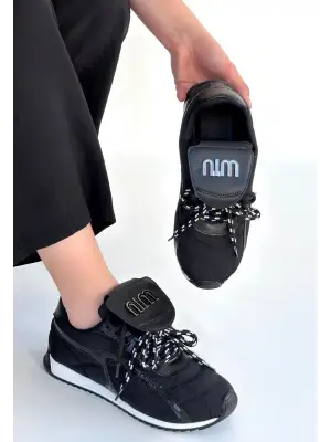 Dissa Siyah Cilt Bağcıklı Paraşüt Detaylı Spor Ayakkabı