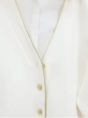 Düğmeli Biyeli   Hırka -Beyaz