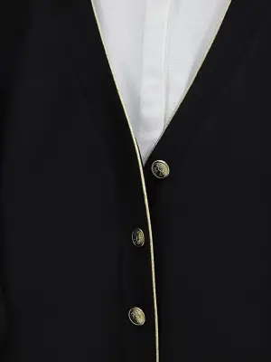 Omarı Siyah Biyeli Düğmeli Hırka Modası