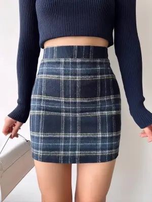 Ekoseli kaşe etek lacivert hf