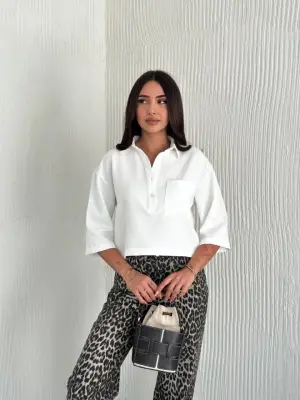 Omarı Yarasa Kol Detaylı Beyaz Gömlek
