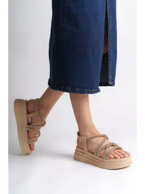 Zarif Taşlı Lastikli Tabaan Bayan Sandalet