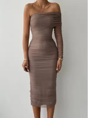 Omarı Zarif Tek Omuzlu Tül Elbise