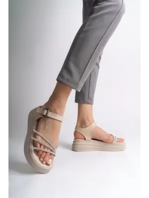 Trendy Bayan Sandalet CKısa Topuk