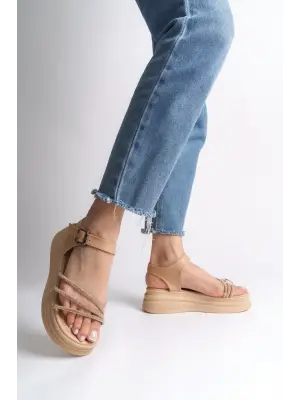 Kalın Tokalı Taşlı Şeritli Rahat Tabanlı Ayakkabı Kadın Sandalet