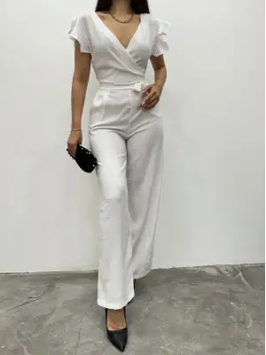 Beyaz Fermuar Detaylı Fırfırlı Tulum Kadın Giyim