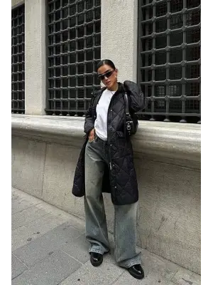 Omarı Şık Kapitone Mont Kapşon ve Fermuar Detaylı