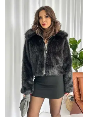 Siyah Fermuarlı Kısa Kürk Kadın Giyim