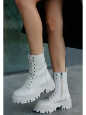 Şık Cilt Bağcıklı Bot